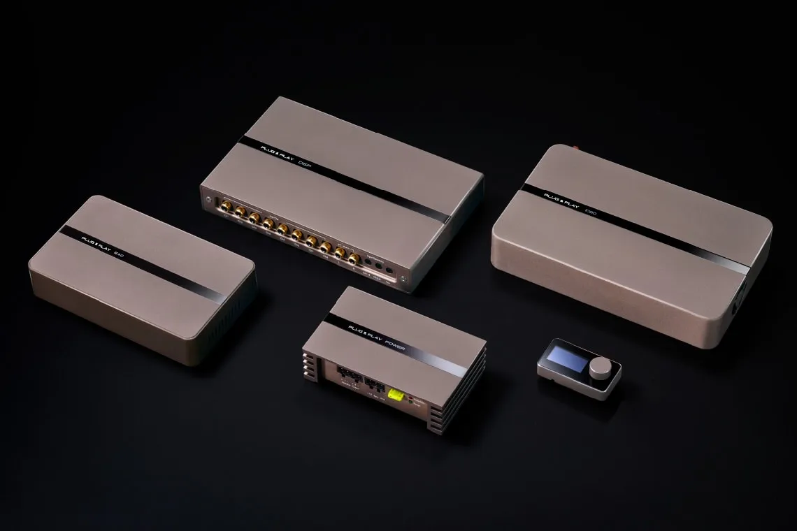 PLUG & PLAY